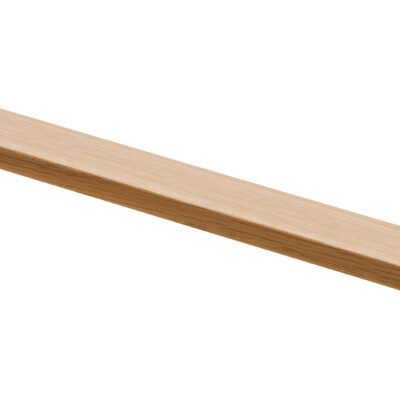 Eikespile i MDF med naturlig eikefiner – 26 × 10 × 2780 mm