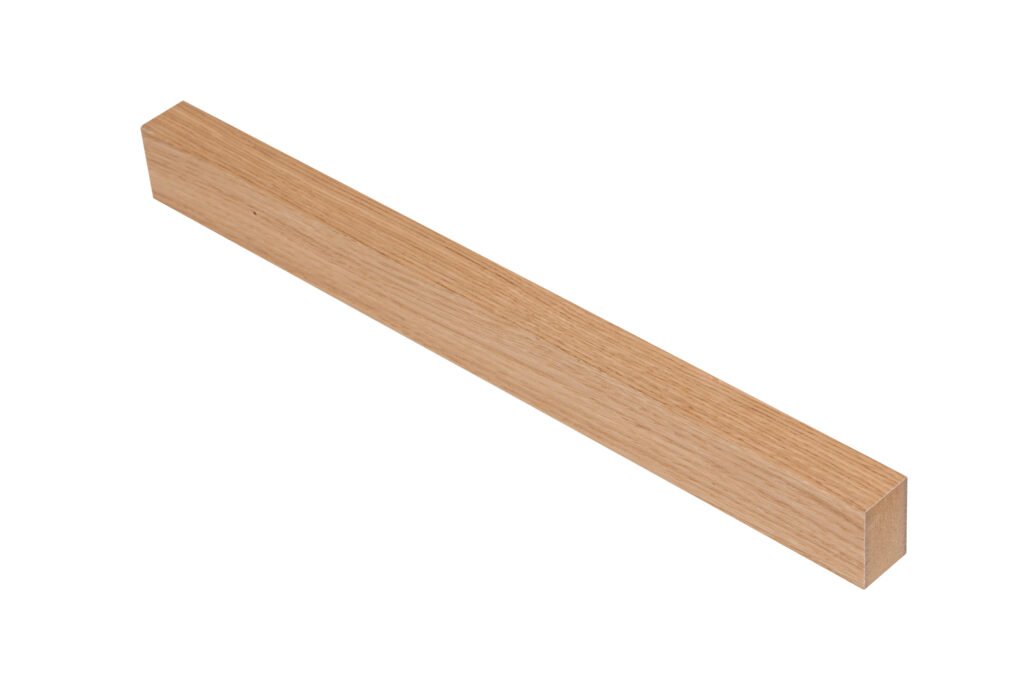 Eikespiler i MDF med naturlig eikefiner – 26 × 40 × 2780 mm Eikespiler i MDF med naturlig eikefiner – 26 × 40 × 2780 mm